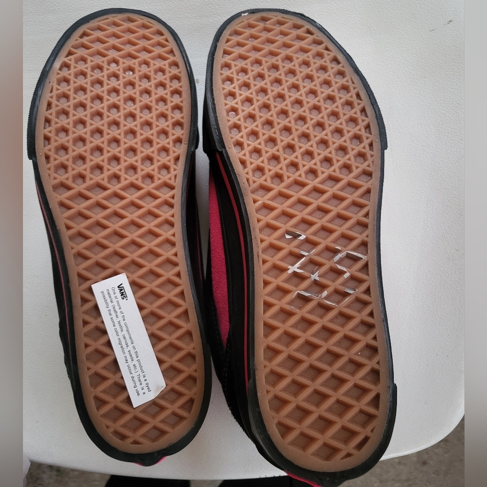 Vans Women's Bold Black and Pink Sneakers - Picture 7 of 11